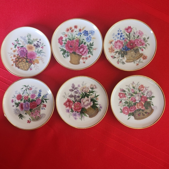 Vintage Handpainted Floral AK Kaiser W Germany Porcelain Coaster 4